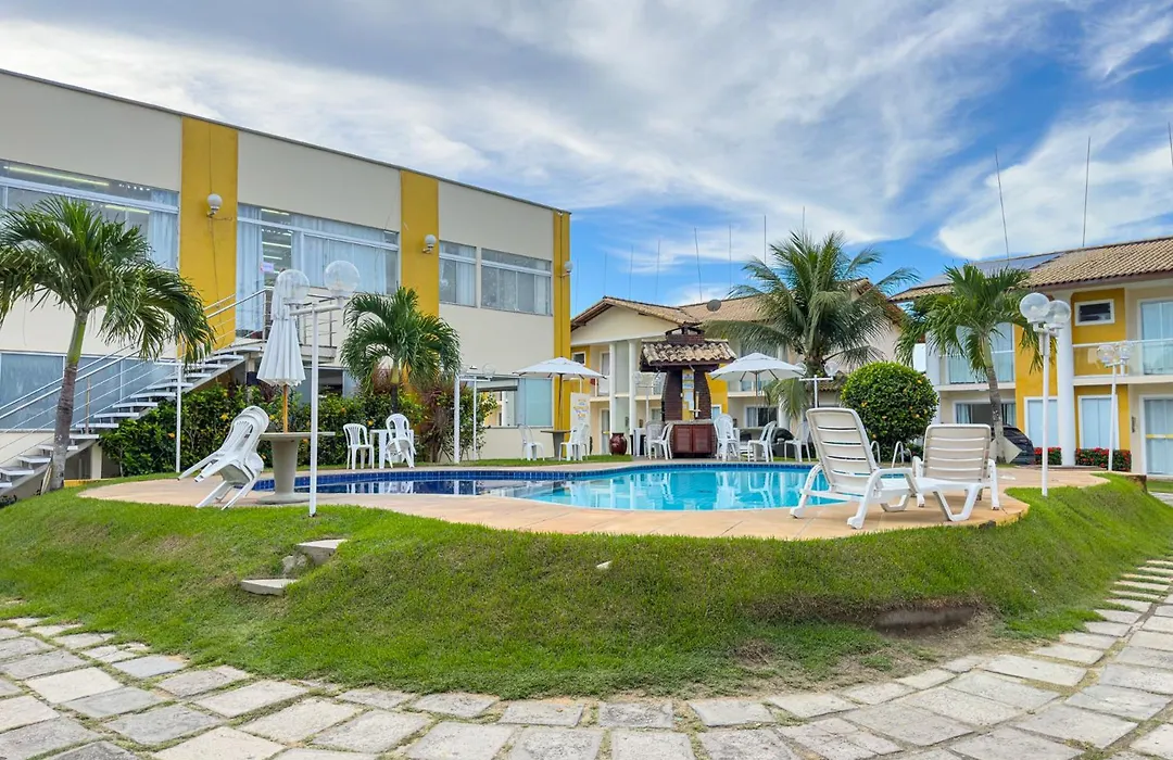 FLAT em residencial! Praia de taperapuan!-1